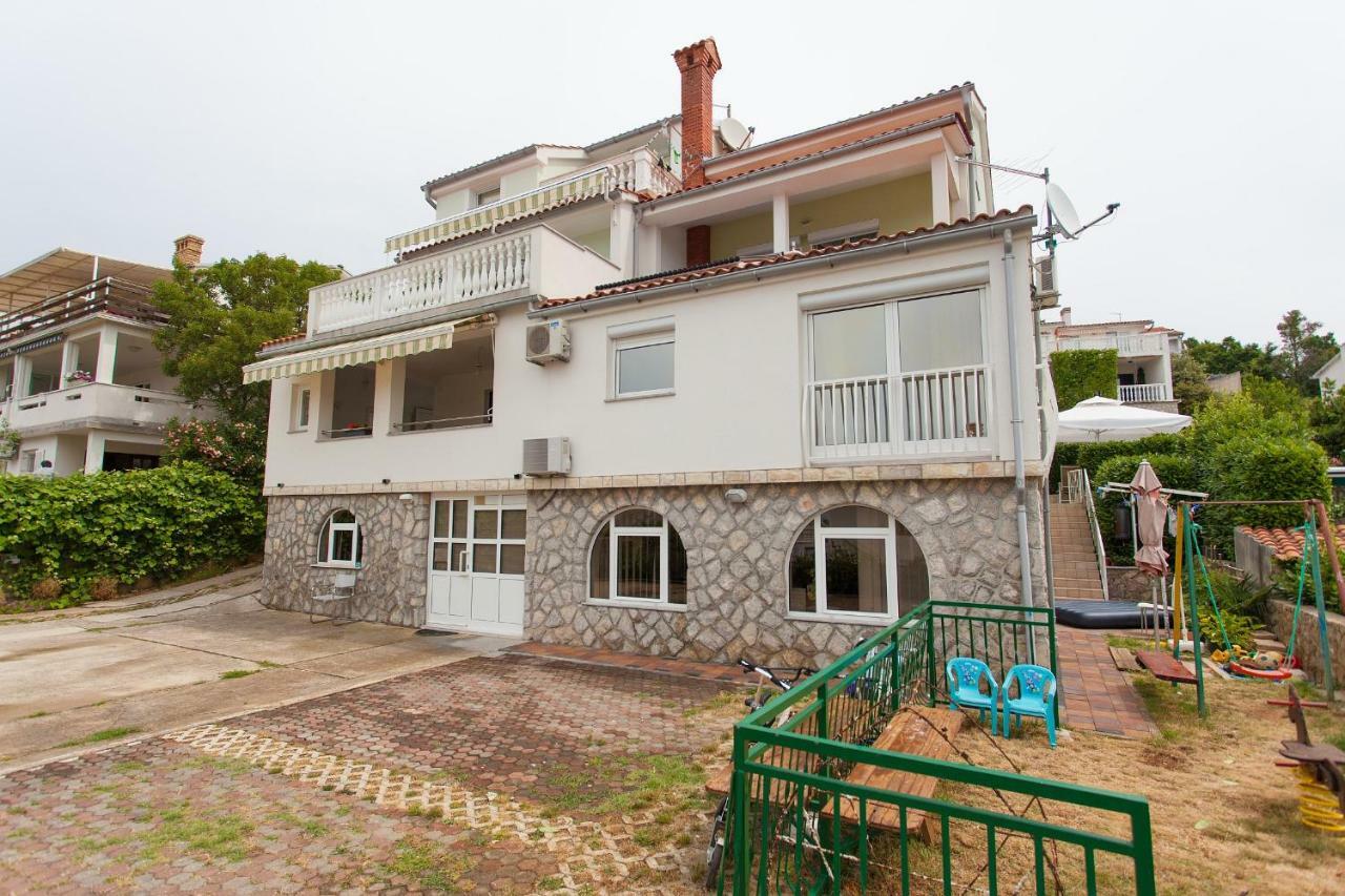 Apartman Kondic Омишаль Экстерьер фото